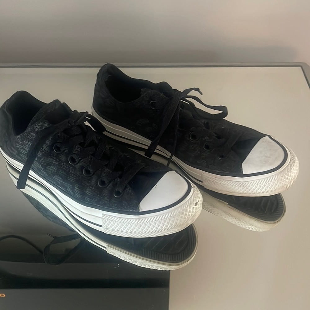 EUC Converse Low Top Black & Grey Cheetah Print Sneakers